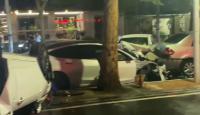 河南郑州一特斯拉冲撞多辆私家车，一被撞车司机：下车买水逃过一劫