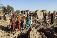 阿富汗地震已造成2053人遇难，仍有大量受灾群众被困在废墟下